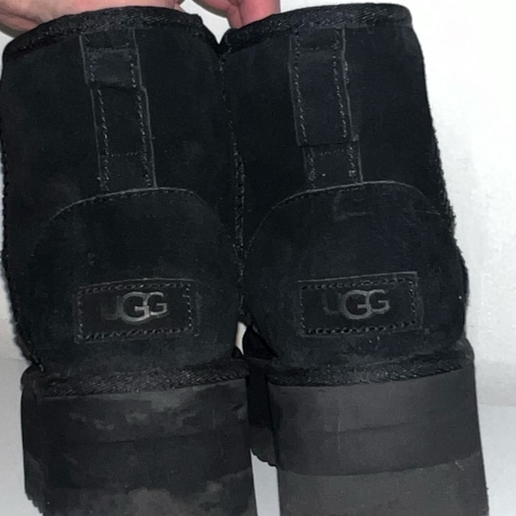 UGG classic mini platform boots - Picture 5 of 6
